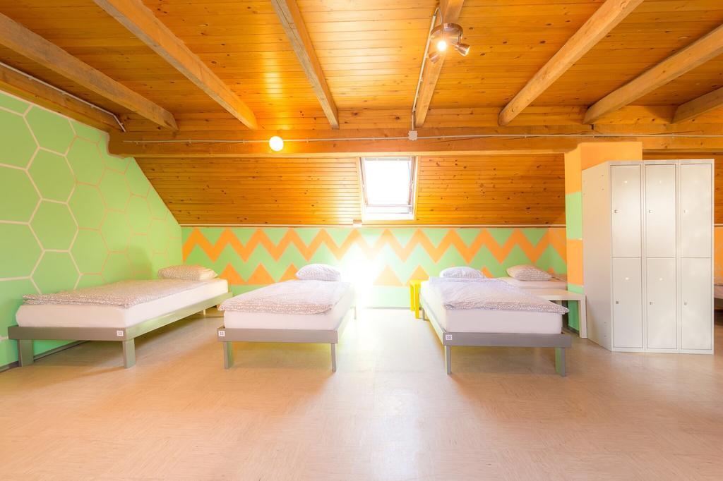 1A Adventure Hostel Lesce Kültér fotó
